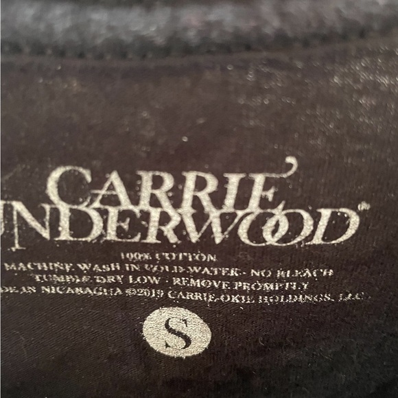 Carrie Underwood the Cry Pretty Tour 360 black concert tee size small - Picture 3 of 7